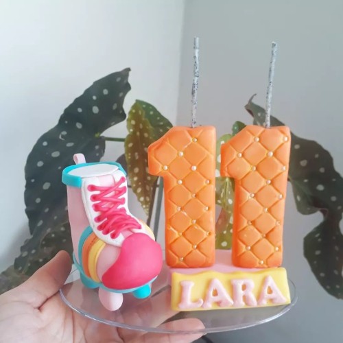 Vela em Biscuit Patins